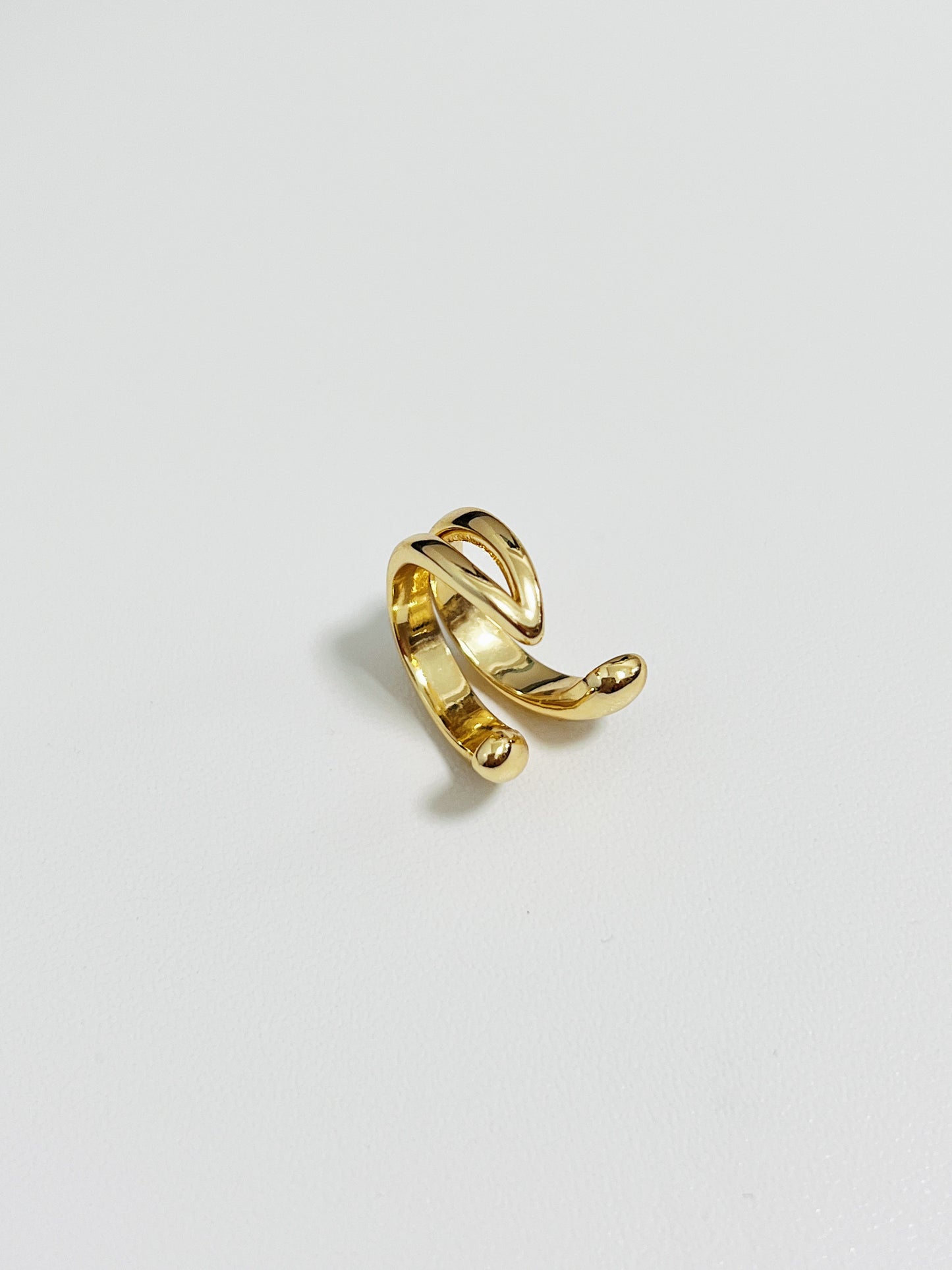 Top-down view of Tobi architectural ear cuff.