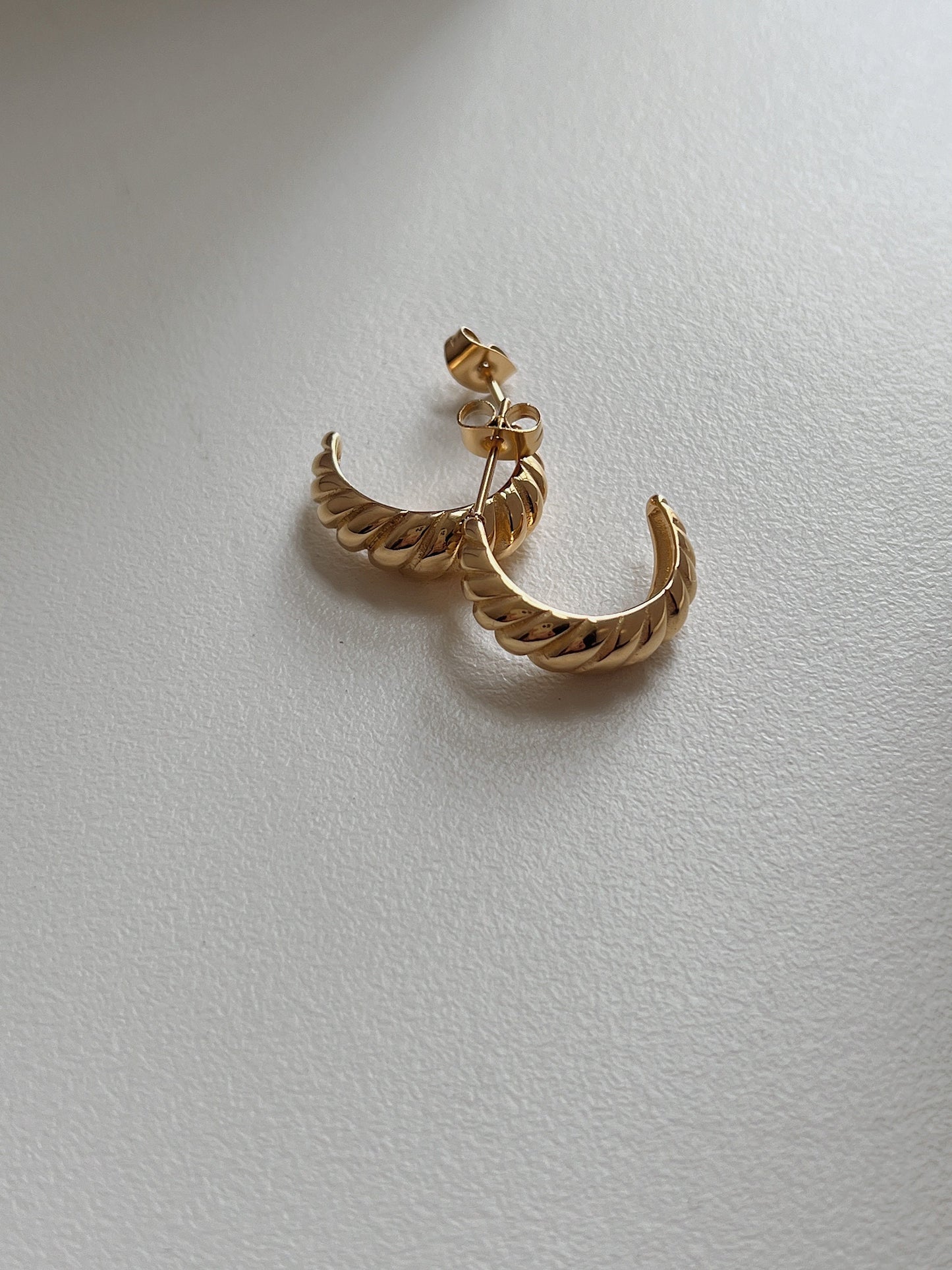 18K Gold Plated Medium Croissant Dome Stud Earrings, Statement Stud Earrings, Minimal Croissant Gold Earrings, Classic Textured Earrings