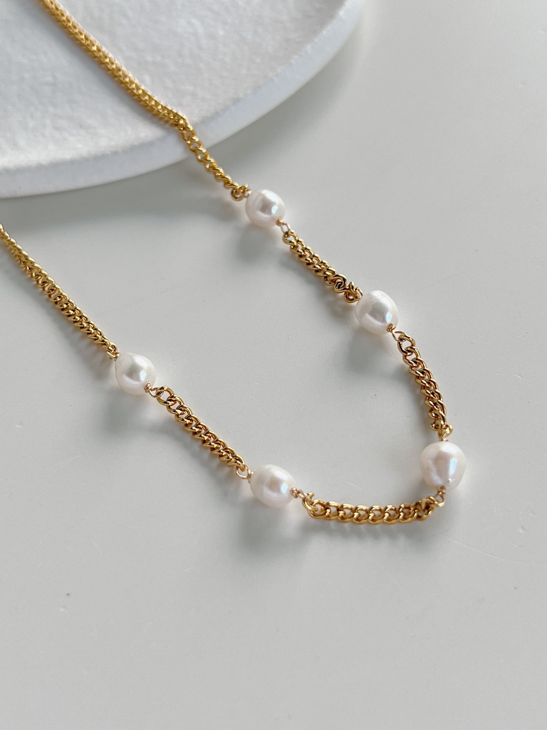 Freshwater Pearl Choker Chain Necklace, Layering Necklace, Vintage French Pendant Necklace, Gold Pearl Necklace, Multi Pearl Choker Necklace