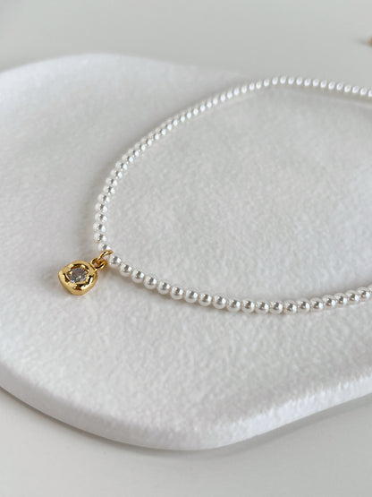 Alta Pearl Necklace