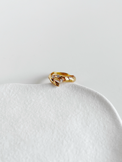 Durable non-greening gold pvd asymmetrical ring for active lifestyles