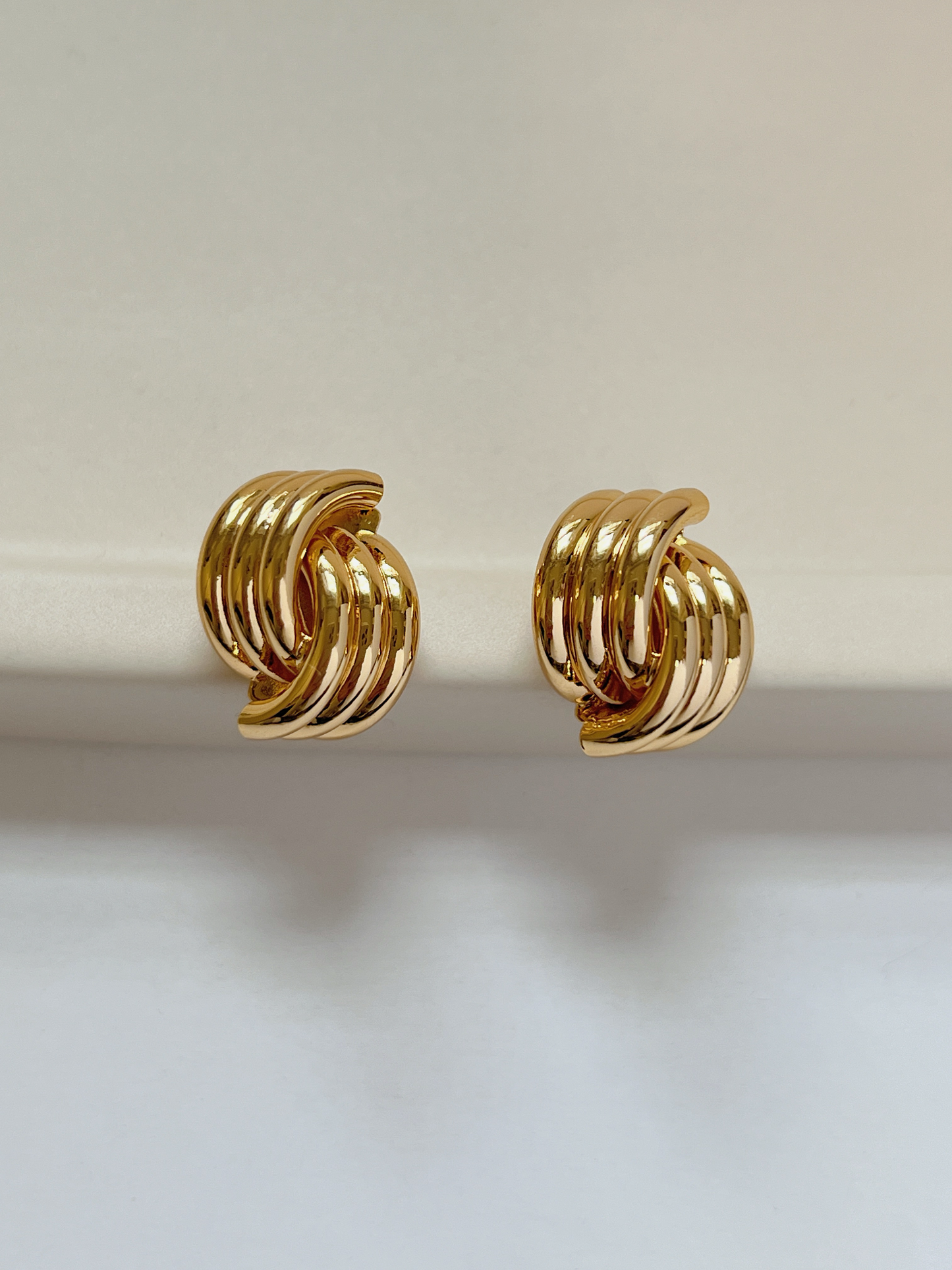 18K Gold Vintage Stud Earrings, Gold Knot Studs, Gold Shell Studs, Gold Woven Stud Earrings, Statement Ribbed Earrings, Textured Earrings, crossover stud earrings