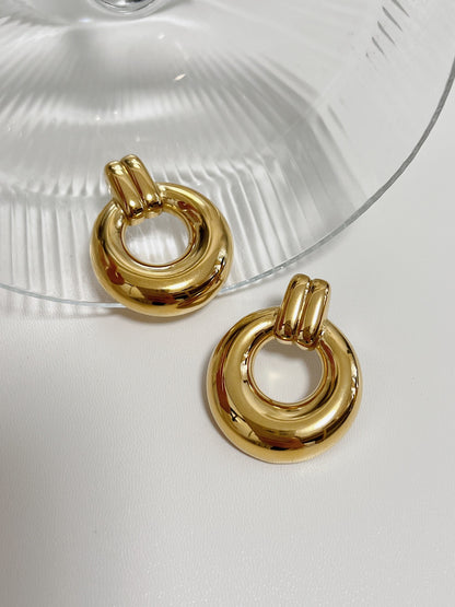 18k gold earrings,18k gold jewellery,18k gold jewelry,bold hoop earrings,bold hoops,chunky earrings,chunky hoops earrings,dainty jewelry,delicate jewelry,gold earring,gold earrings,gold hoop earrings,gold hoops,gold plated jewelry,hoop earrings,huggie hoop earrings,jewelry addicted,jewelry addiction,jewelry lovers,jewelry obsessed,minimalist,minimalist earrings,modern hoop earrings,simple hoop earrings,stacking earrings,stainless steel jewelry