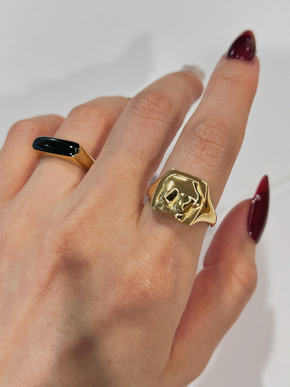 Gold Black Signet Ring, Black Enamel Signet Ring, Statement Ring, Gold Slim Rectangular Signet Ring, Minimalist Ring, Female Silhouette Ring