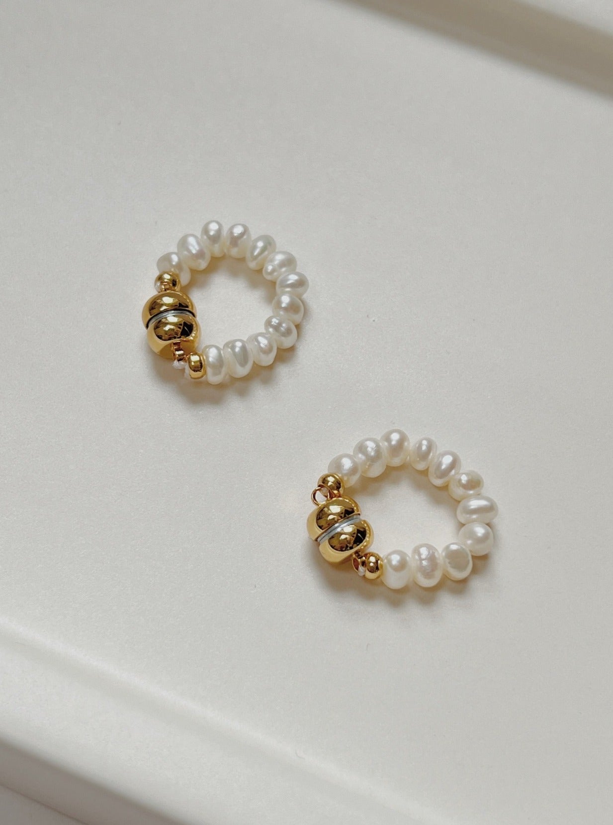 Pearl Ear Cuff, Baroque Pearl Ear Cuff, Dainty Ear Cuff, Minimalist Ear Lobe Cuff Earrings, Natural Pearl Ear Cuff, Non Pierced Earrings