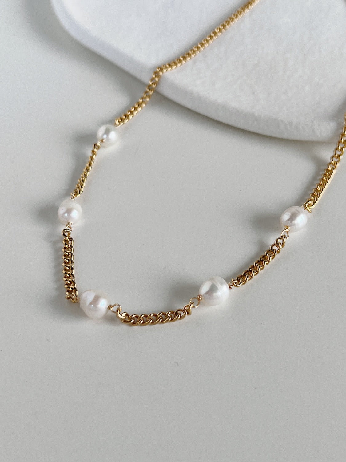 Freshwater Pearl Choker Chain Necklace, Layering Necklace, Vintage French Pendant Necklace, Gold Pearl Necklace, Multi Pearl Choker Necklace