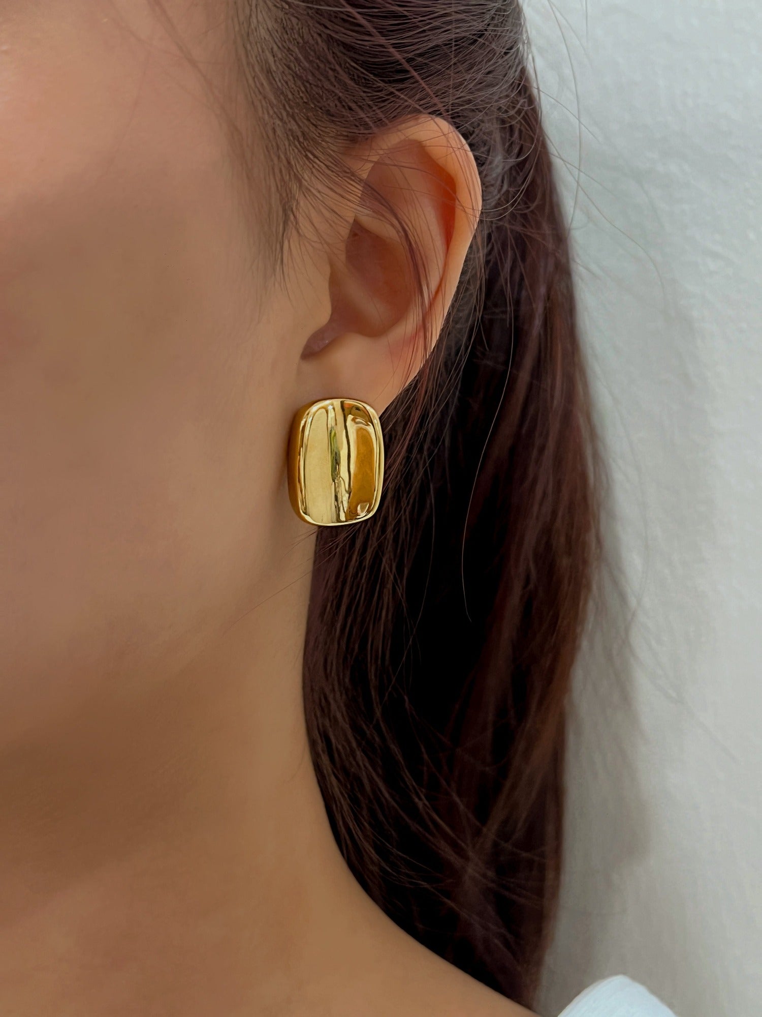 rectangle earrings, gold stud earrings, bold rectangle studs, vintage stud earrings, gold metal earrings, statement gold stud earrings, rectangle bold stud earrings, chunky earrings, bold earrings, unique earrings, geometric rectangle earrings