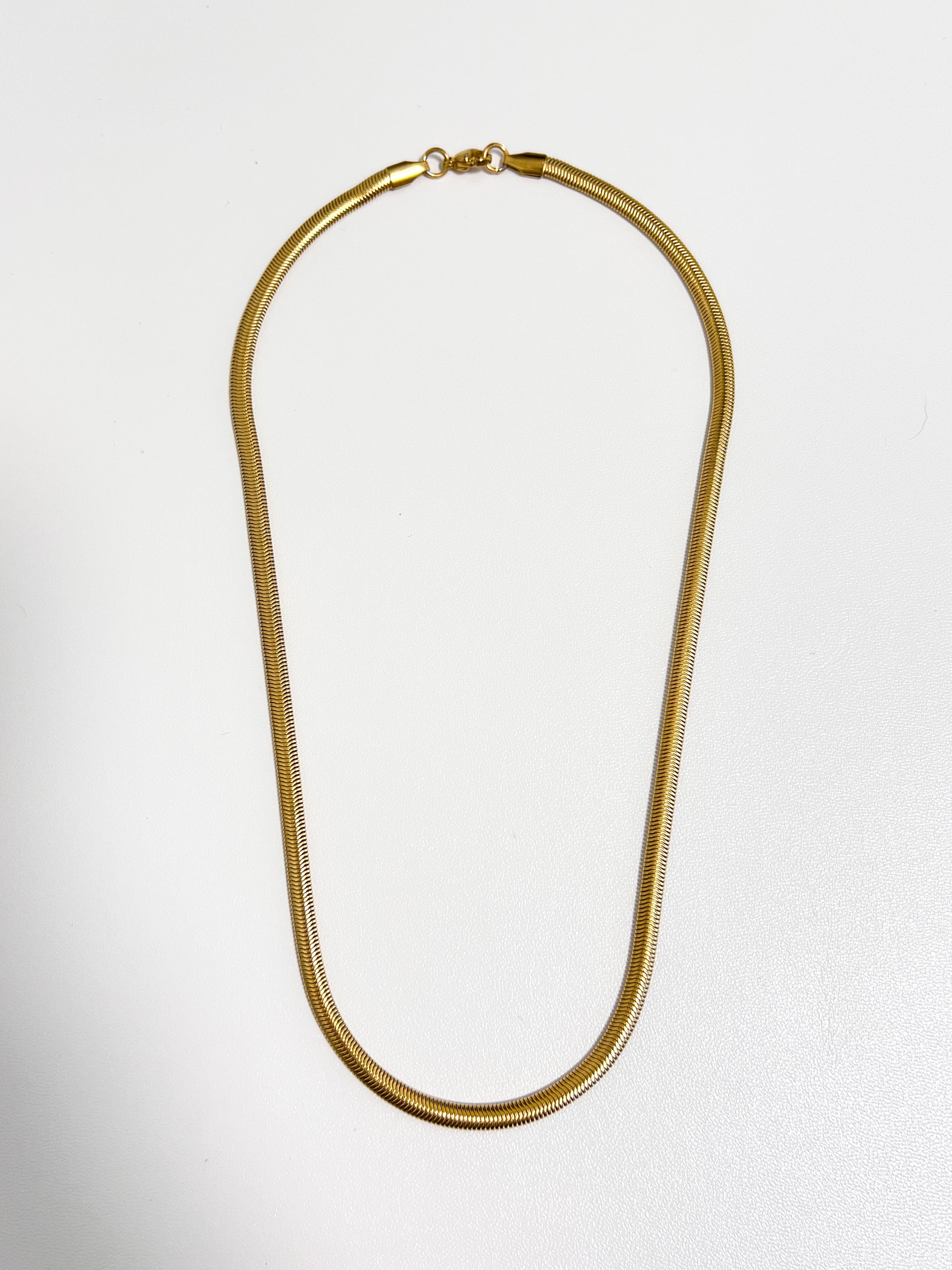 Premium gold snake chain necklace - stylish and durable - ideal for everyday wear