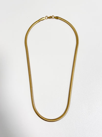 Premium gold snake chain necklace - stylish and durable - ideal for everyday wear