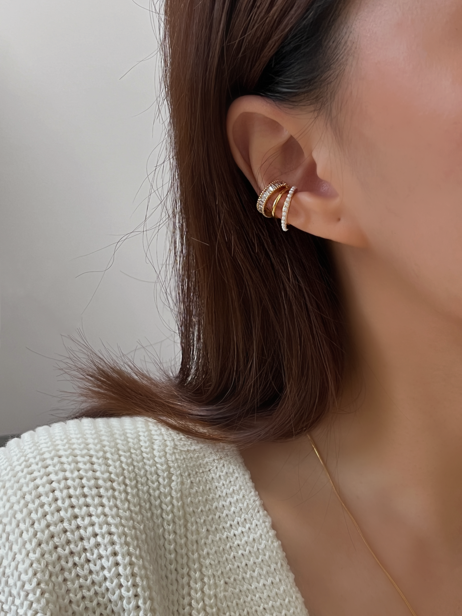 Unique Triple Band Ear Cuff, Dainty Pearl Cuff Earrings, Elegant Pearl Ear Cuff, Gold Pearl & CZ Conch Ear Cuff, No Piercing Ear Wrap, Pearl and Diamond Triple Ear Cuff, 3 Row CZ Baguette & Pearl Ear Cuff Earrings