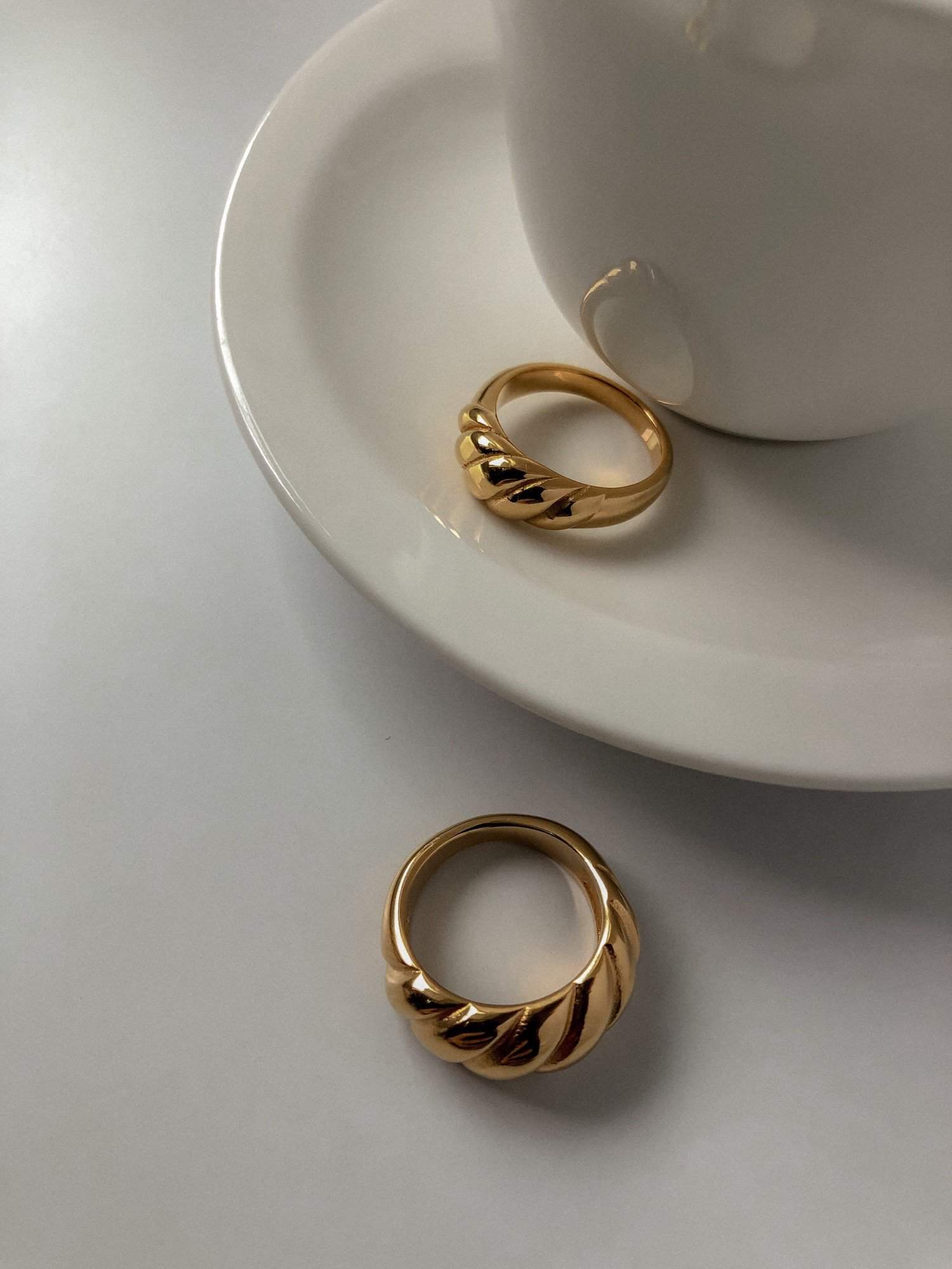 Tarnish-resistant gold ridged band safe for swimming and gym
