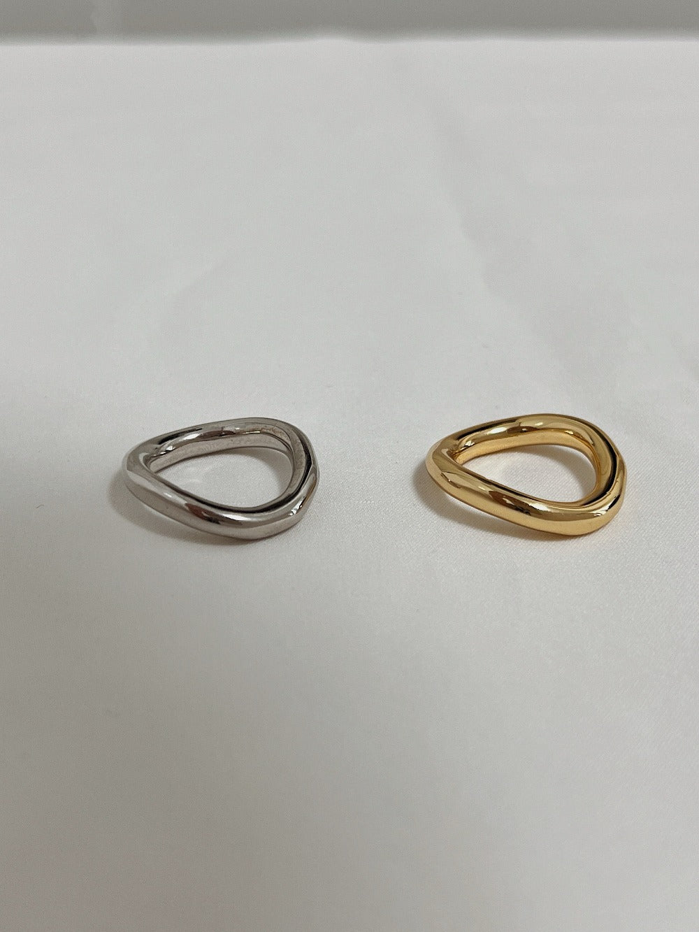 Modern organic stacking ring in premium waterproof gold PVD and rhodium pvd brass