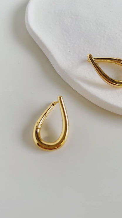 Ania Minimalist Irregular Hoop Earrings