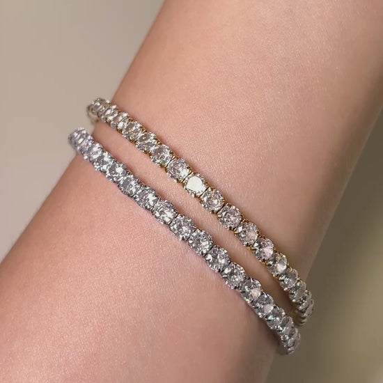 Studio details of the 4mm Lauren tennis bracelet highlighting the brilliant round cut stones, the solid core and tarnish-resistant surface luster.