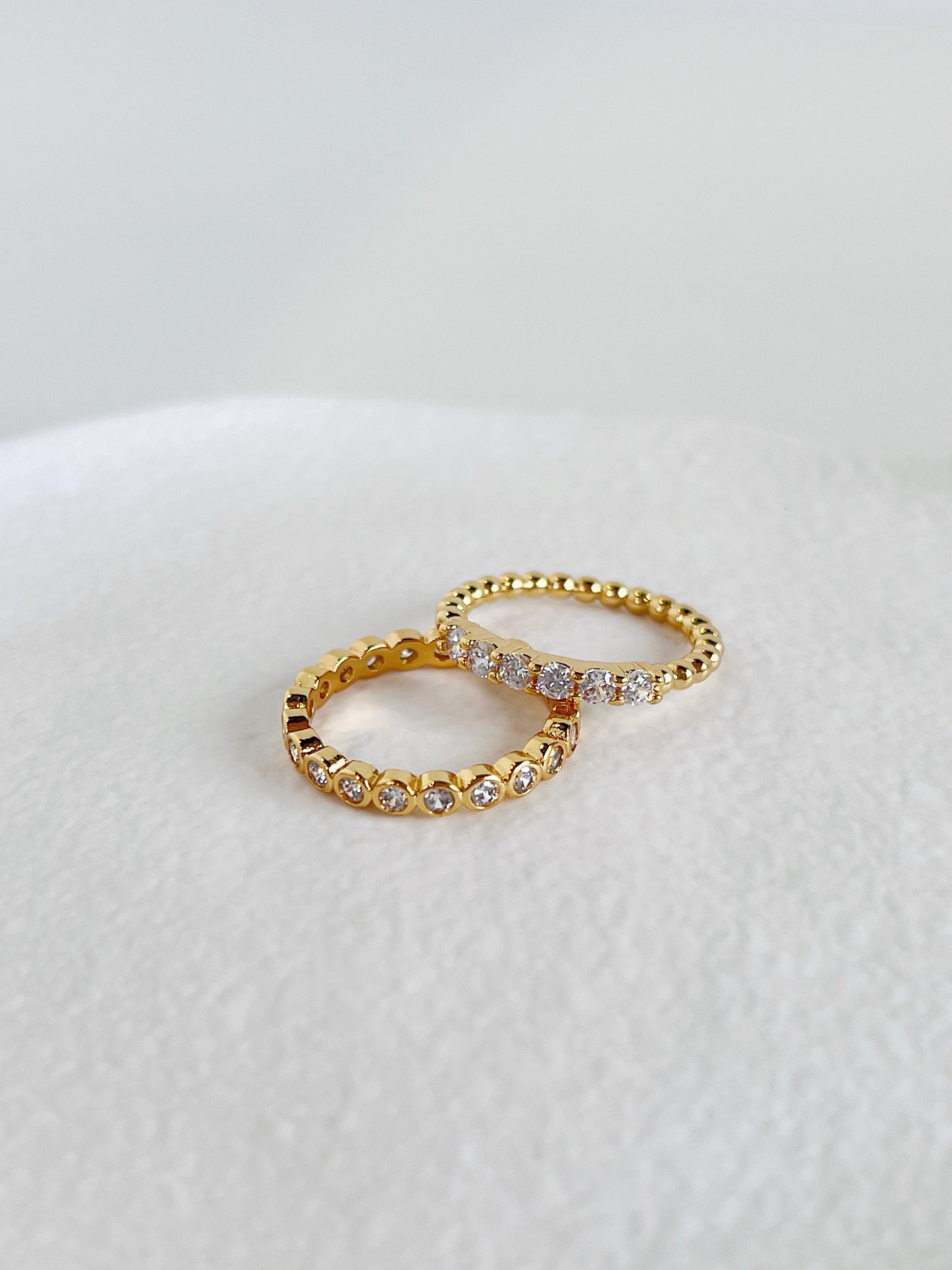 Modern minimalist gold eternity ring for women US UK shipping available