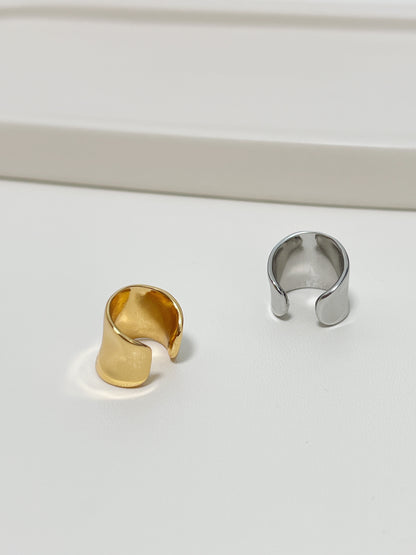 Back view of tarnish-resistant 18k gold pvd finish of Kelly cuff