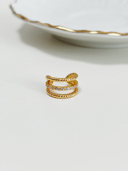 Close-up of triple band pavé cz detail.