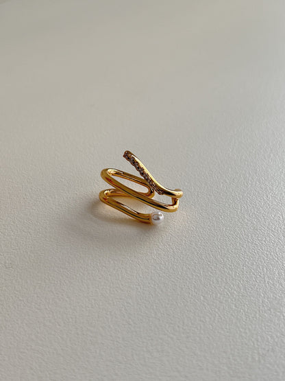 Architectural detail of Heidi artisan cuff.
