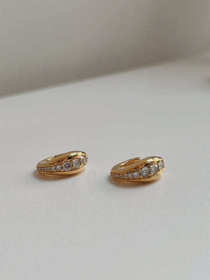 Tarnish-resistant 18k gold pvd finish of Marissa cuff.
