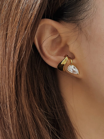 Model wearing Laura tear drop cuff, ear stack
