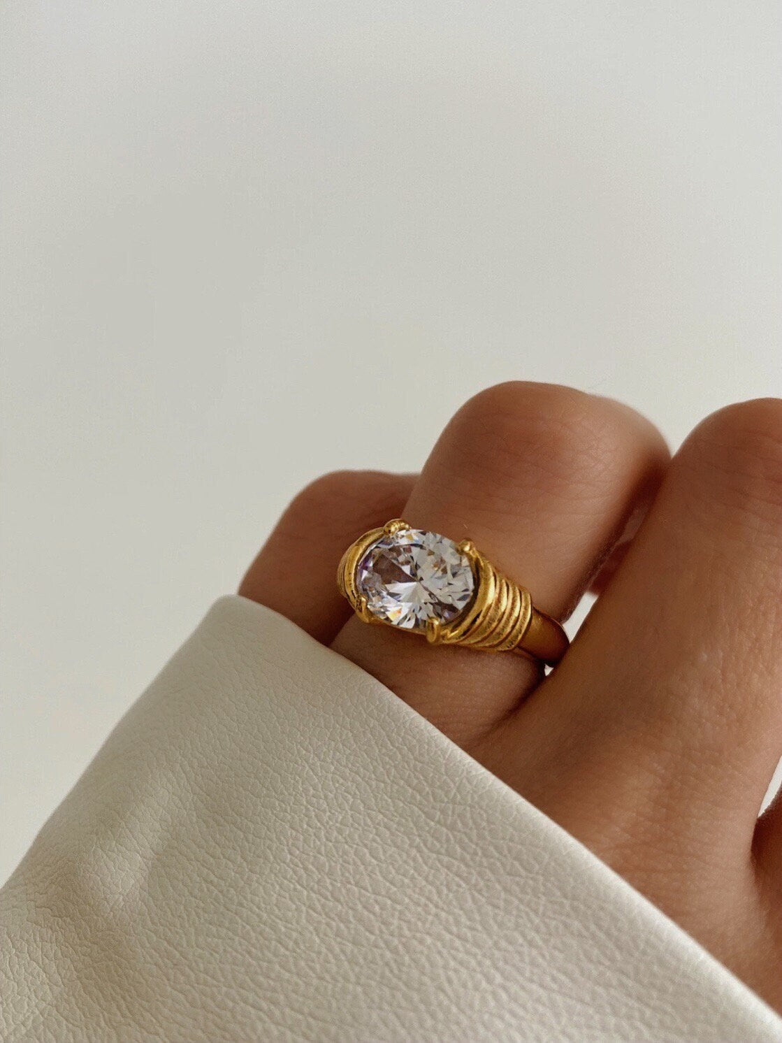 Gemstone Ring, Oval Cut CZ Ring, Gold CZ Ring, 18K Gold Oval Ring, Cubic Zirconia Ring, Statement Ring, Stacking Ring