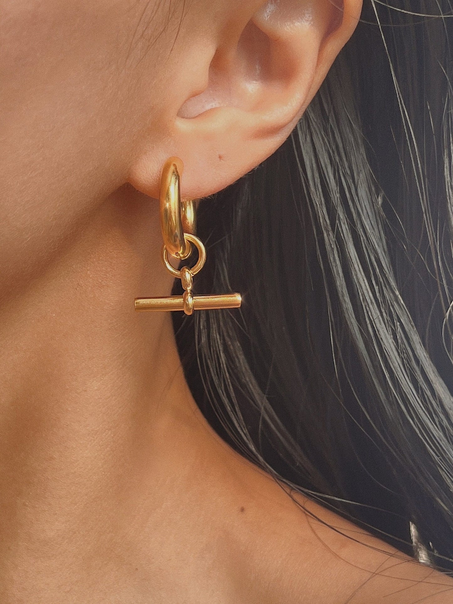 18K Gold T Bar Hoop Earrings, Minimalist Earrings, Stackable Earrings, Chunky T Bar Hoops, Statement Bold Hoop Earring with T Bar Pendant