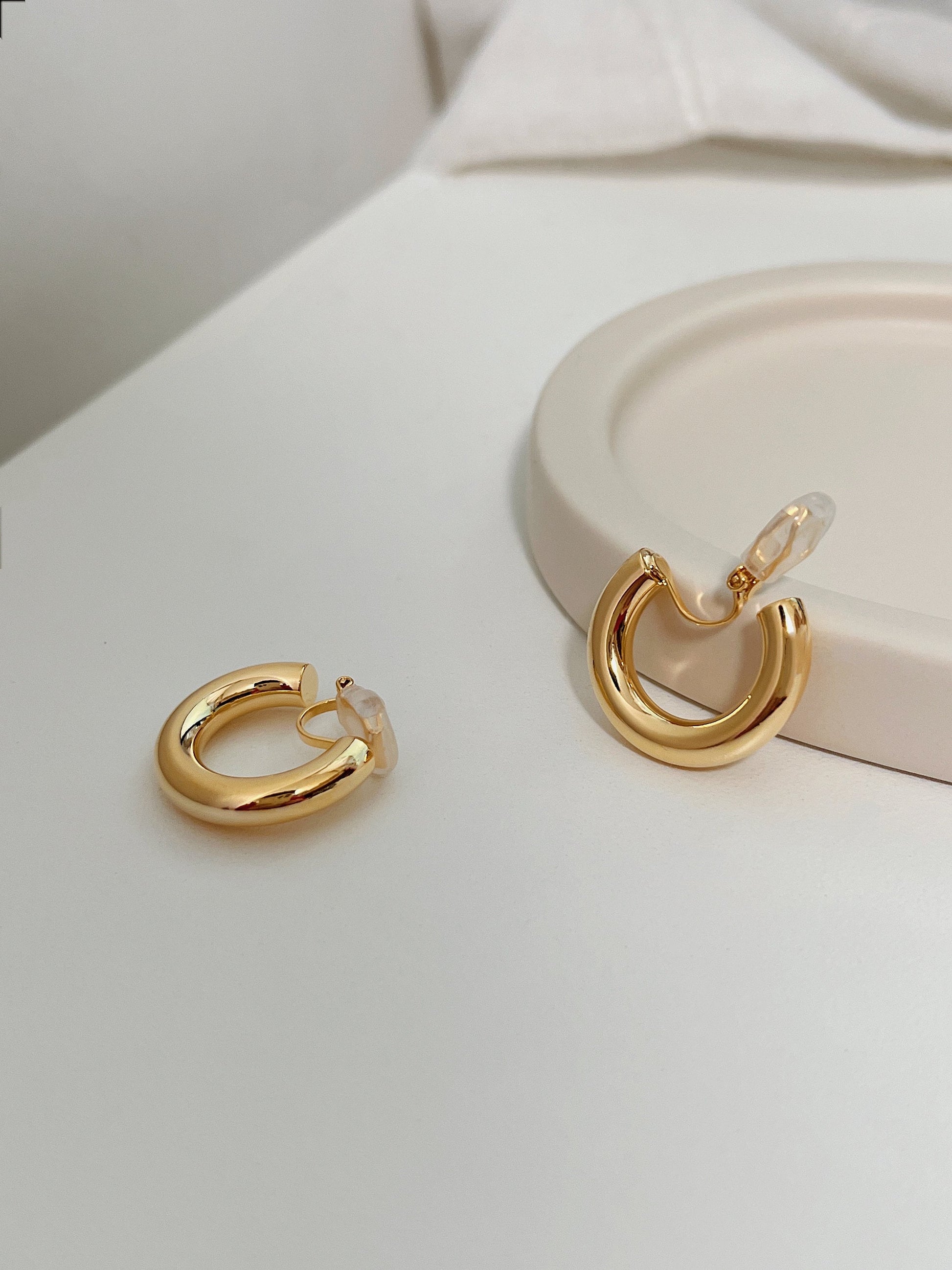 Clip On Earrings, 18K Gold Clip On Hoop Earrings, Gold Hoop Earrings, Statement Hoops, Non Pierced Earrings, Bold Clip On Hoops NEW UPGRADE