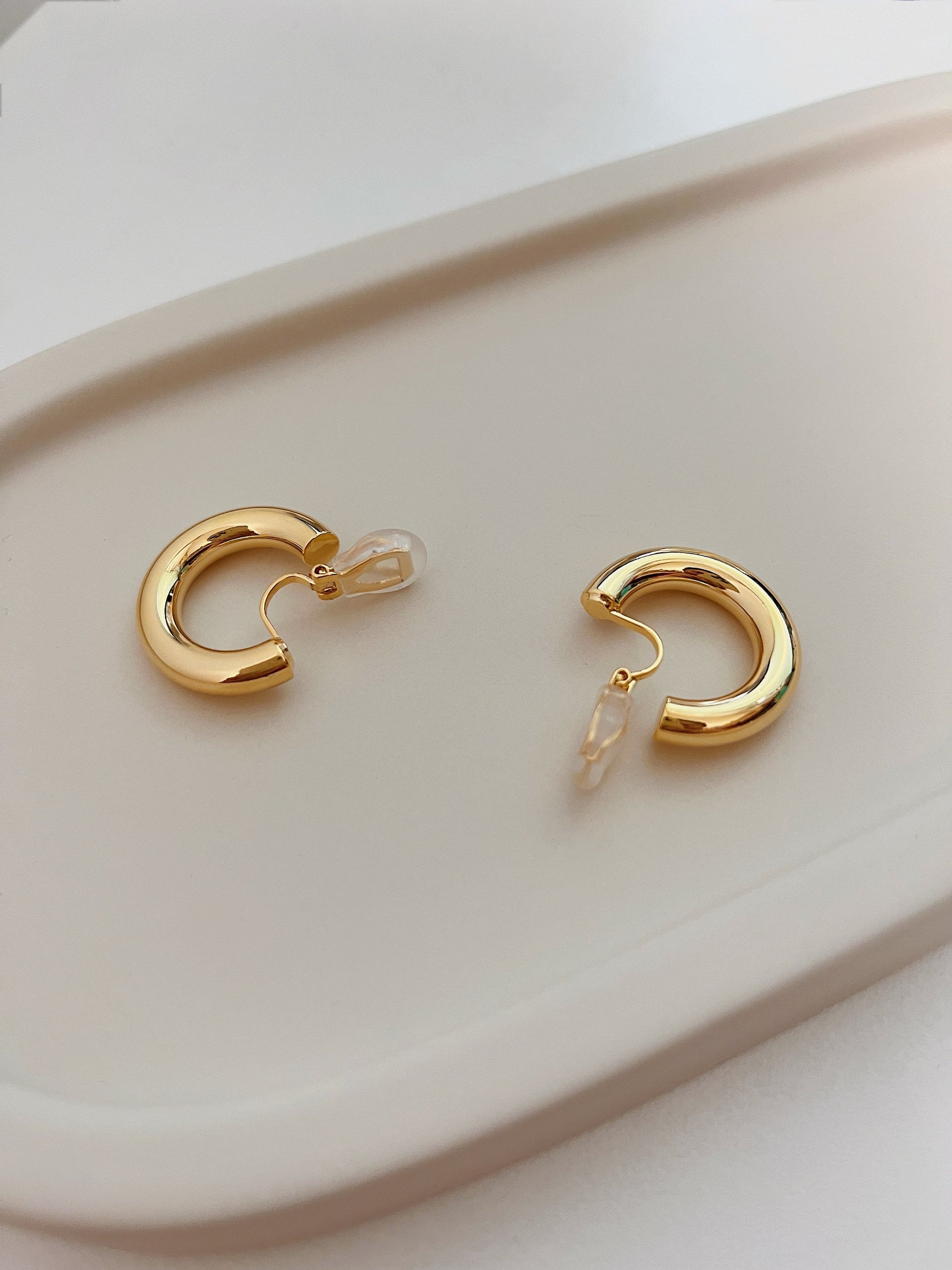 Clip On Earrings, 18K Gold Clip On Hoop Earrings, Gold Hoop Earrings, Statement Hoops, Non Pierced Earrings, Bold Clip On Hoops NEW UPGRADE