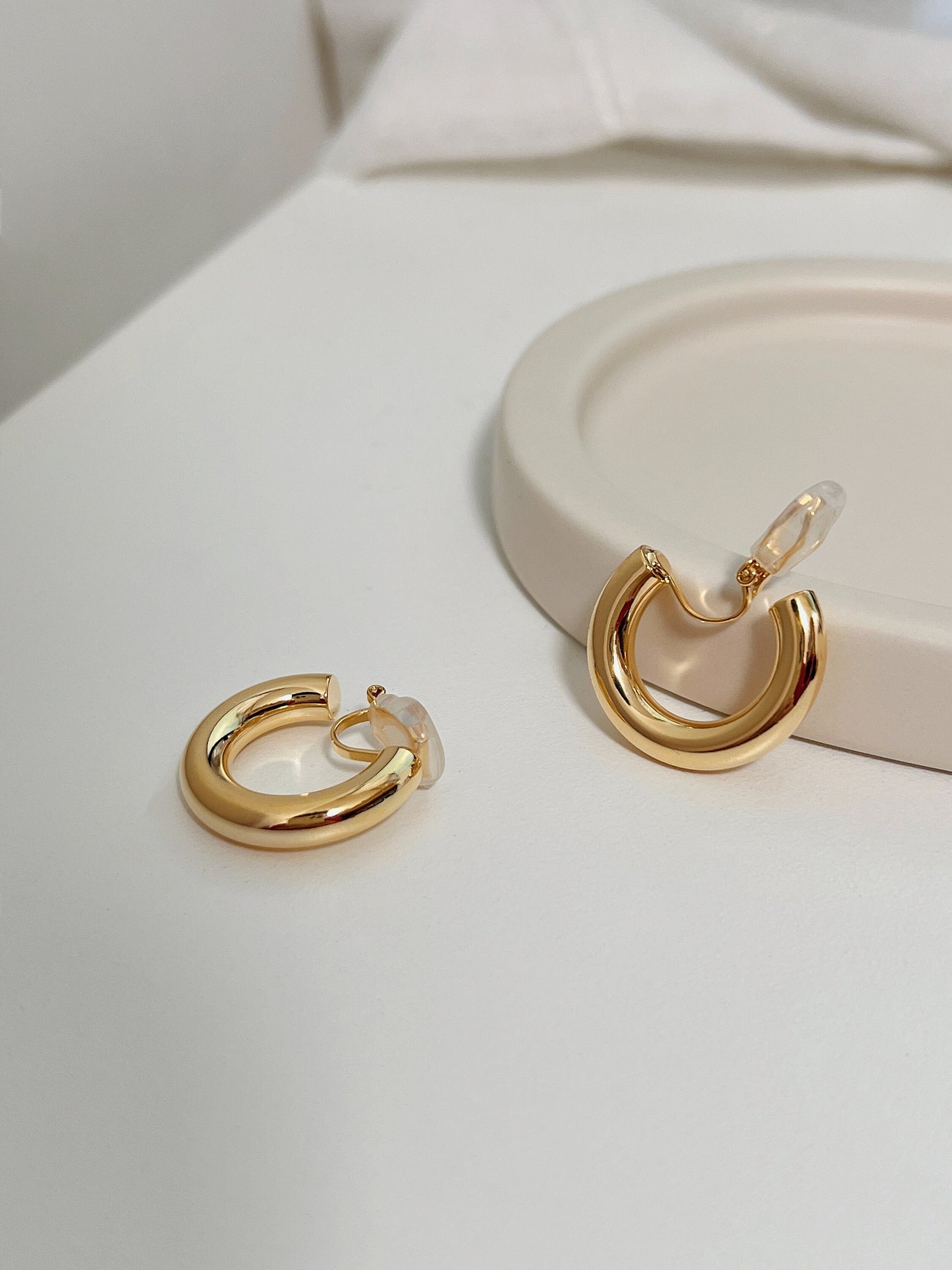 Clip On Earrings, 18K Gold Clip On Hoop Earrings, Gold Hoop Earrings, Statement Hoops, Non Pierced Earrings, Bold Clip On Hoops NEW UPGRADE