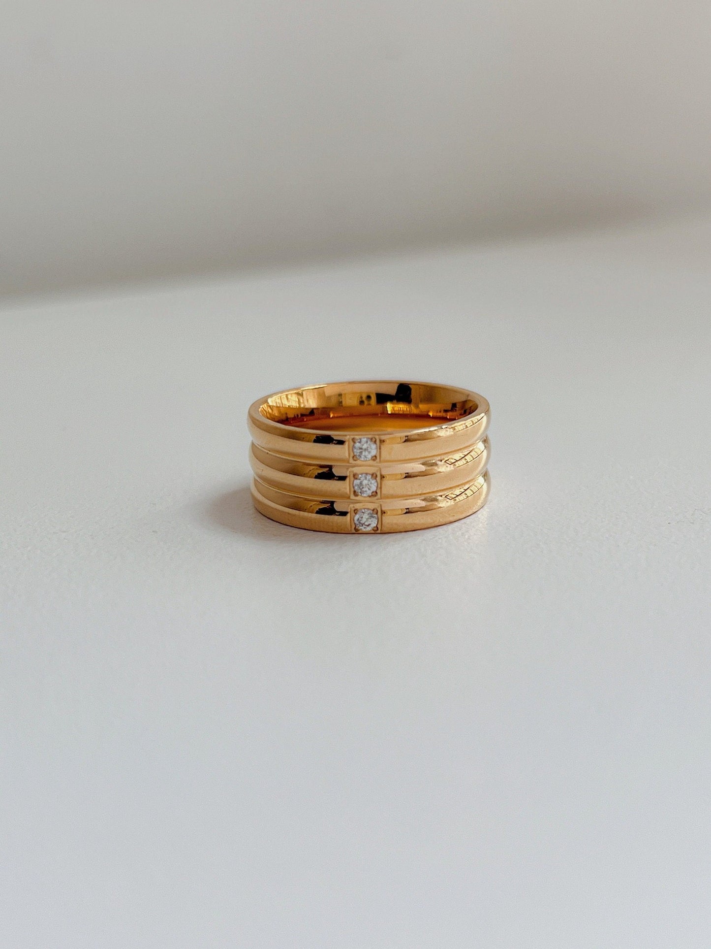 Wide Ribbed Band Ring, 18K Gold Plated CZ Ribbed Band Ring, Minimal Thick Gold Band Ring, Gold Statement CZ Ring, Stackable Three Stone Ring