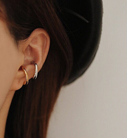 Leia Minimalist Ear Cuff in fluid 18k Gold and Rhodium Silver PVD