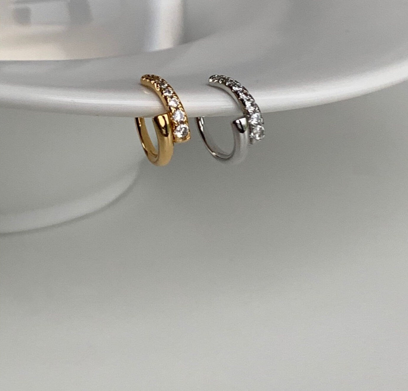 Macro shot of the geometric pave setting on the Mandy statement cuff.