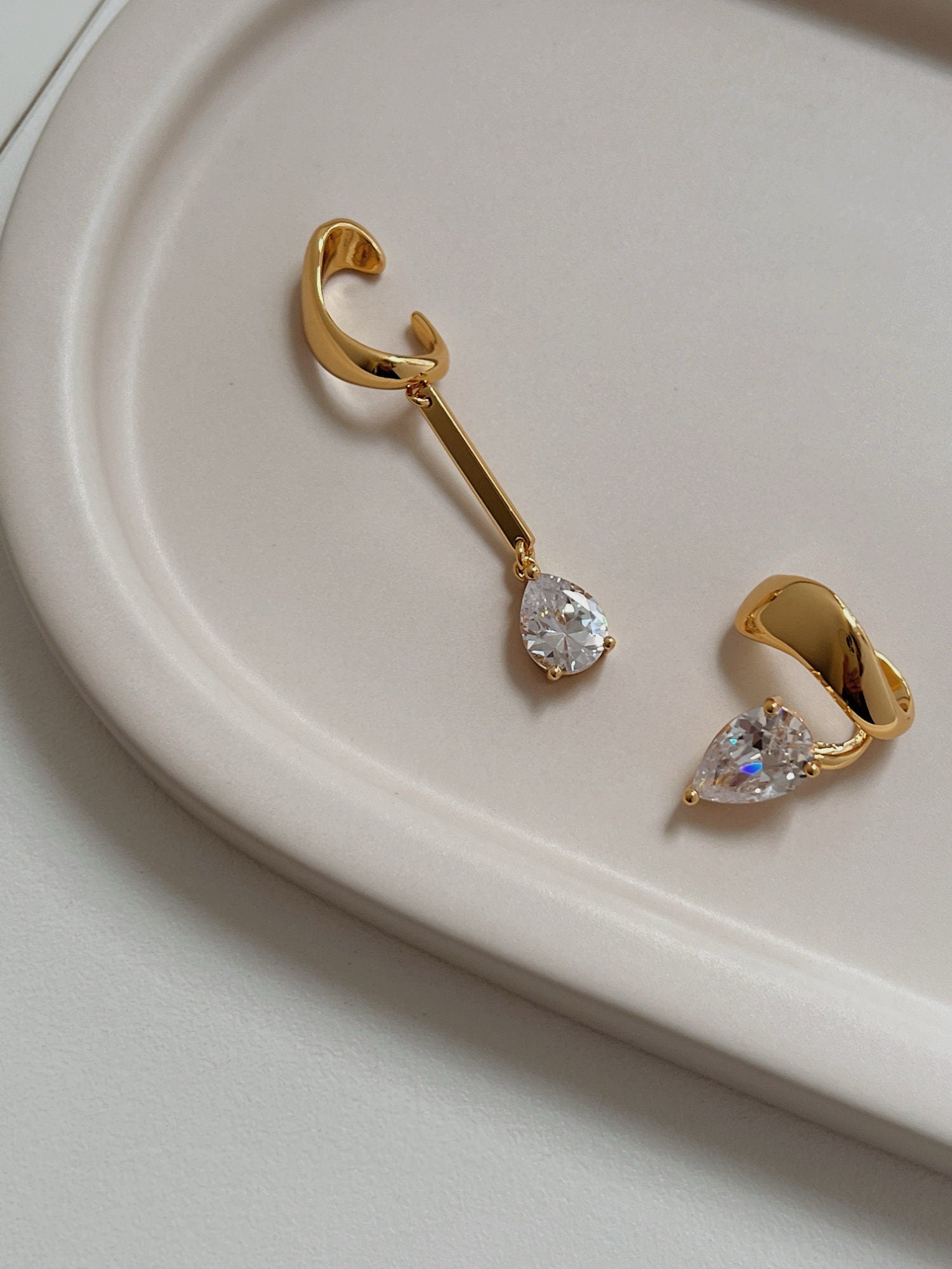 Detail shot of 5A Zirconia clarity