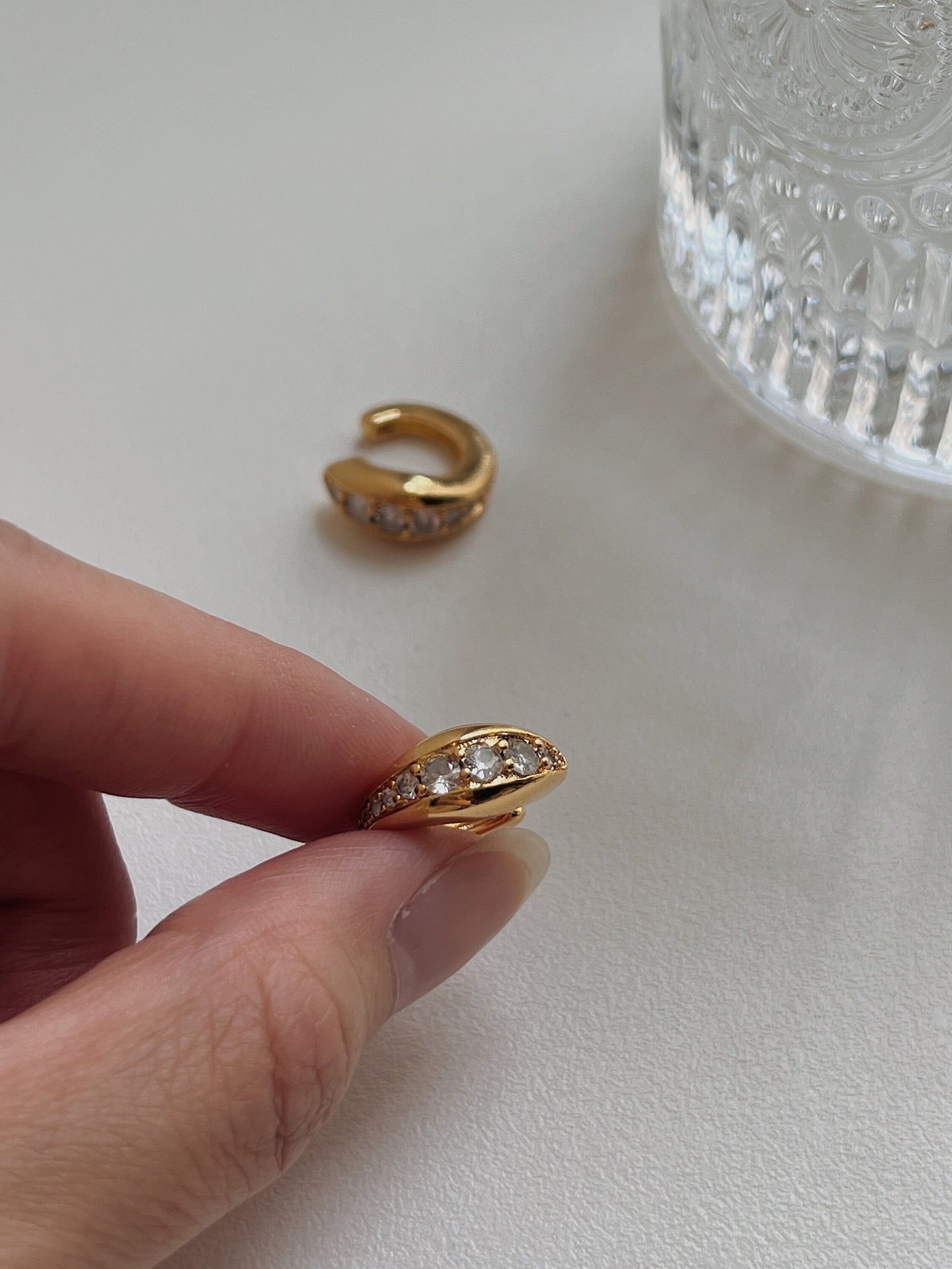 Top-down view of Marissa waterproof ear cuff.